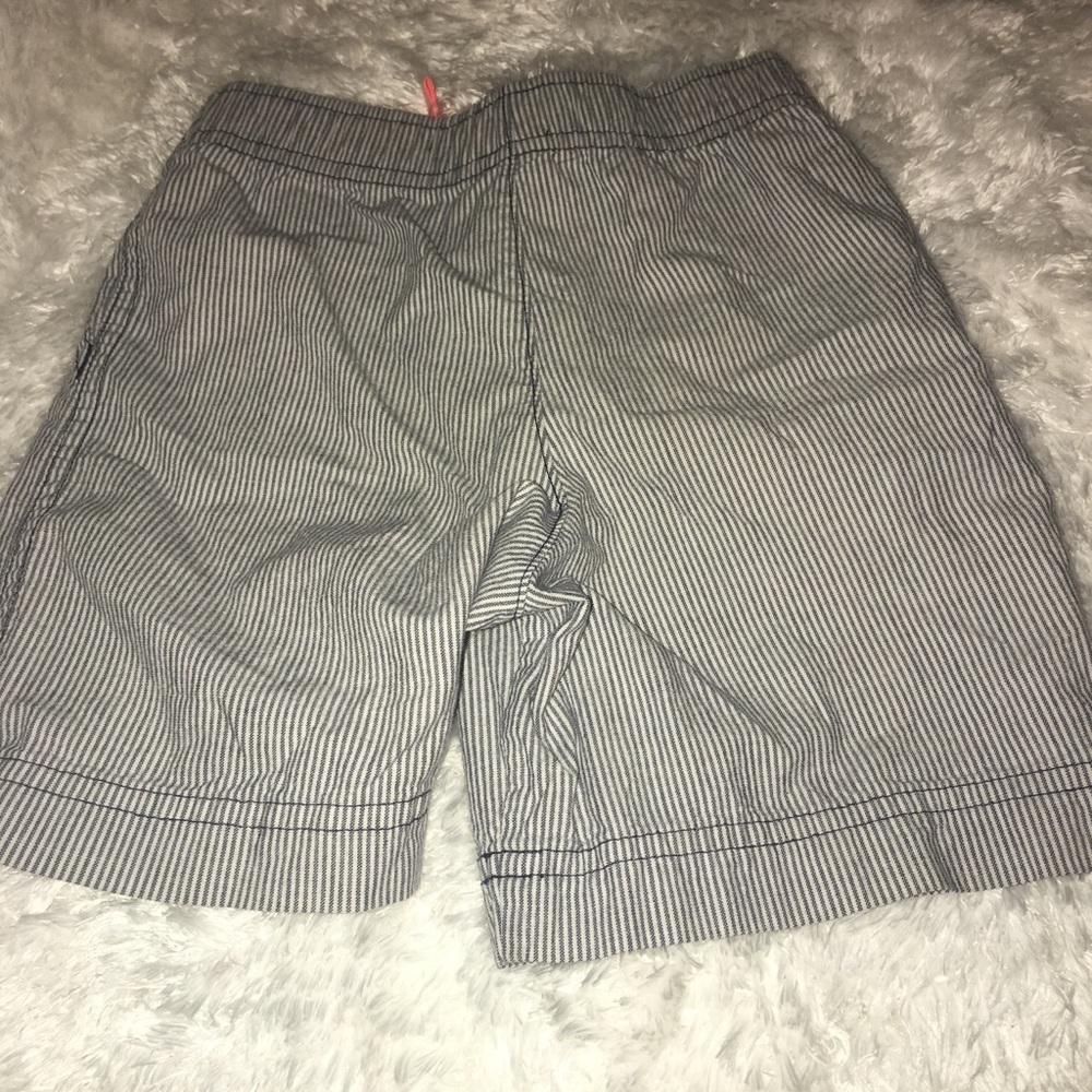 Shorts - Picture 4 of 4